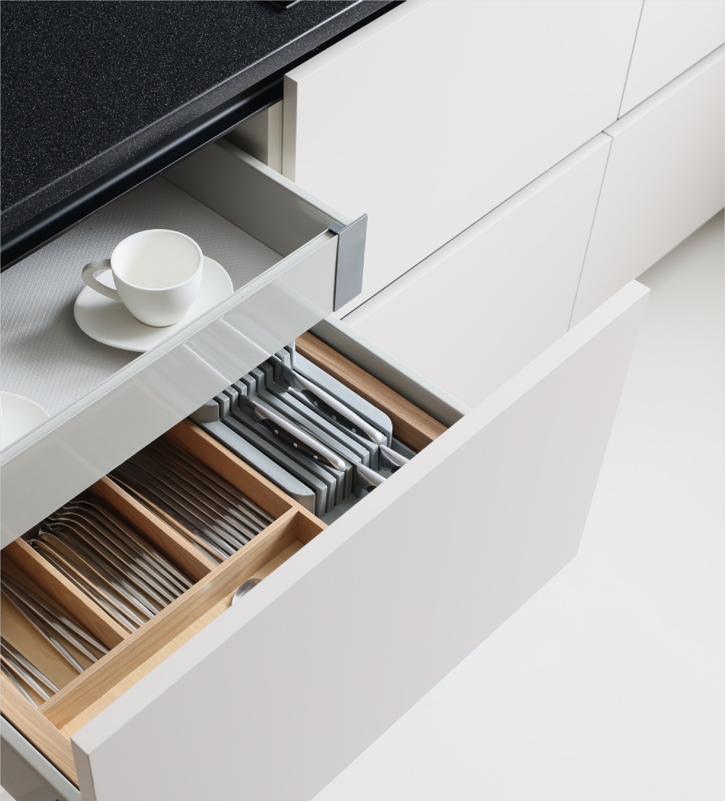 PURE BALANCE- SOLID SURFACE